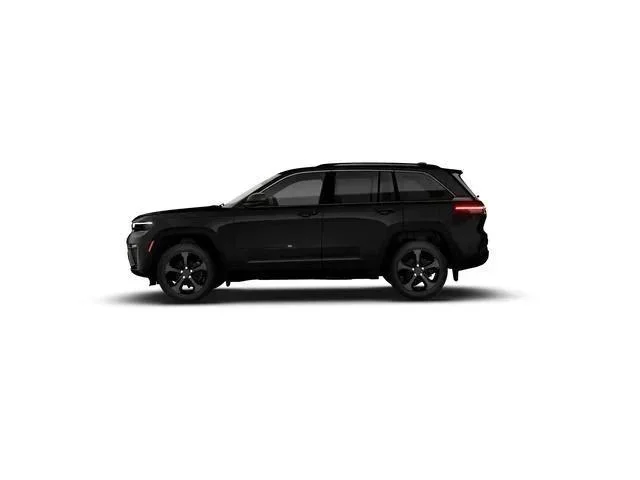 New 2026 Diamond Black Crystal Pearl-Coat Exterior Paint Jeep Limited image 3