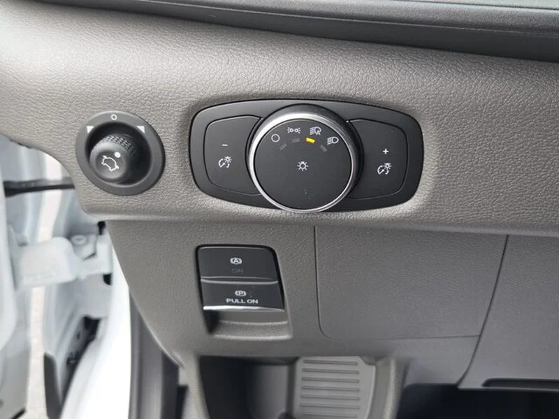 New 2026 Oxford White Ford Cargo Van image 24