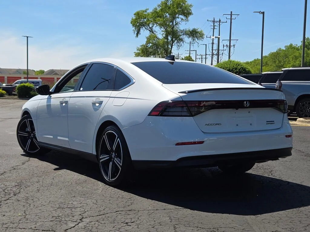 Used 2025 White Honda Sport image 15