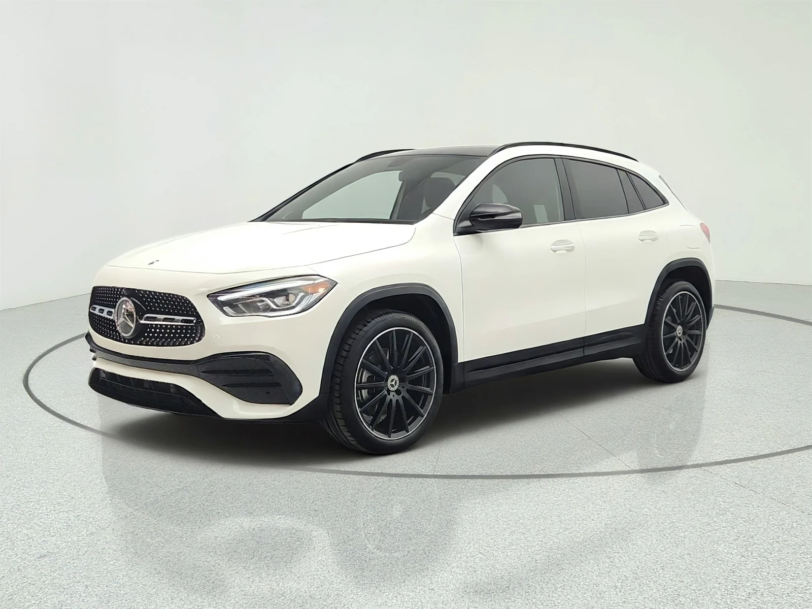 Used 2023 Polar White Mercedes-Benz GLA 250 SUV image 1