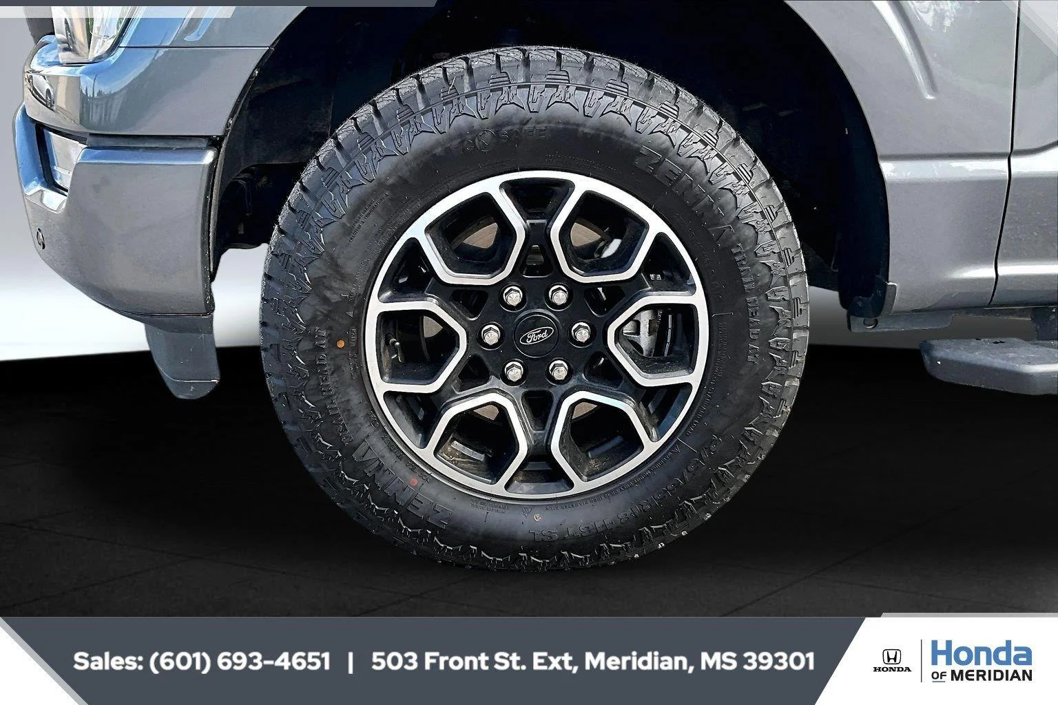 Used 2023 Carbonized Gray Ford XLT image 7