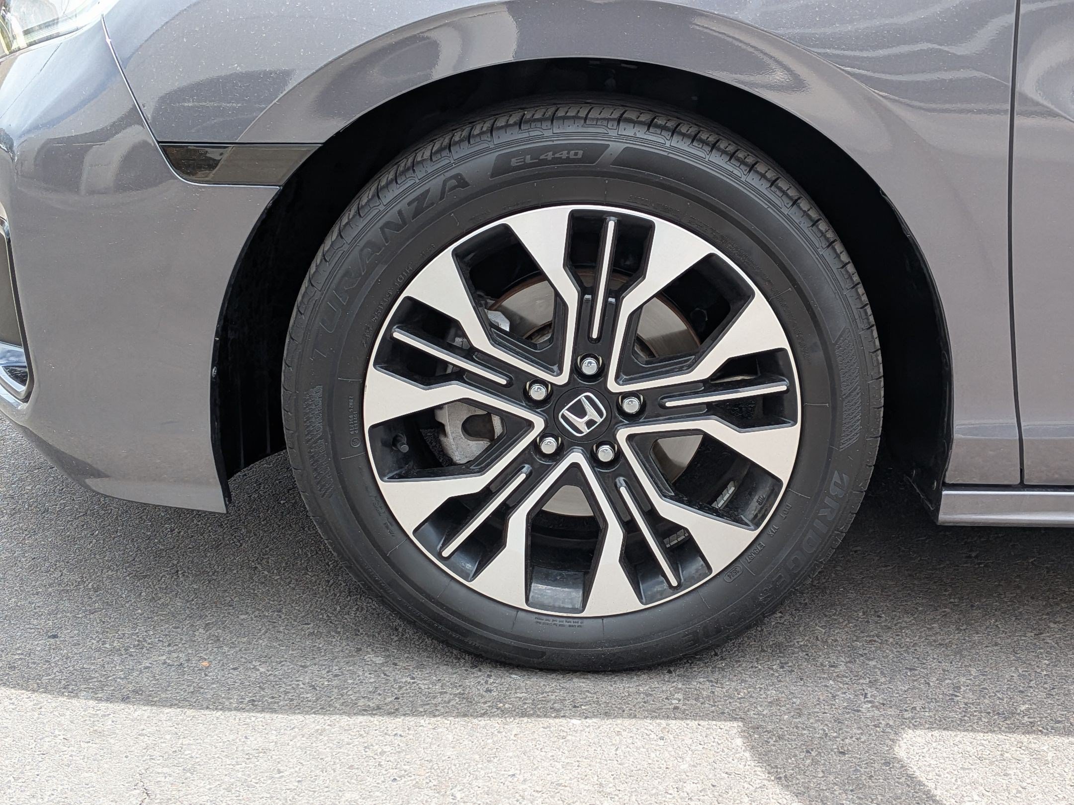 2025 Honda Odyssey Elite - Photo 13