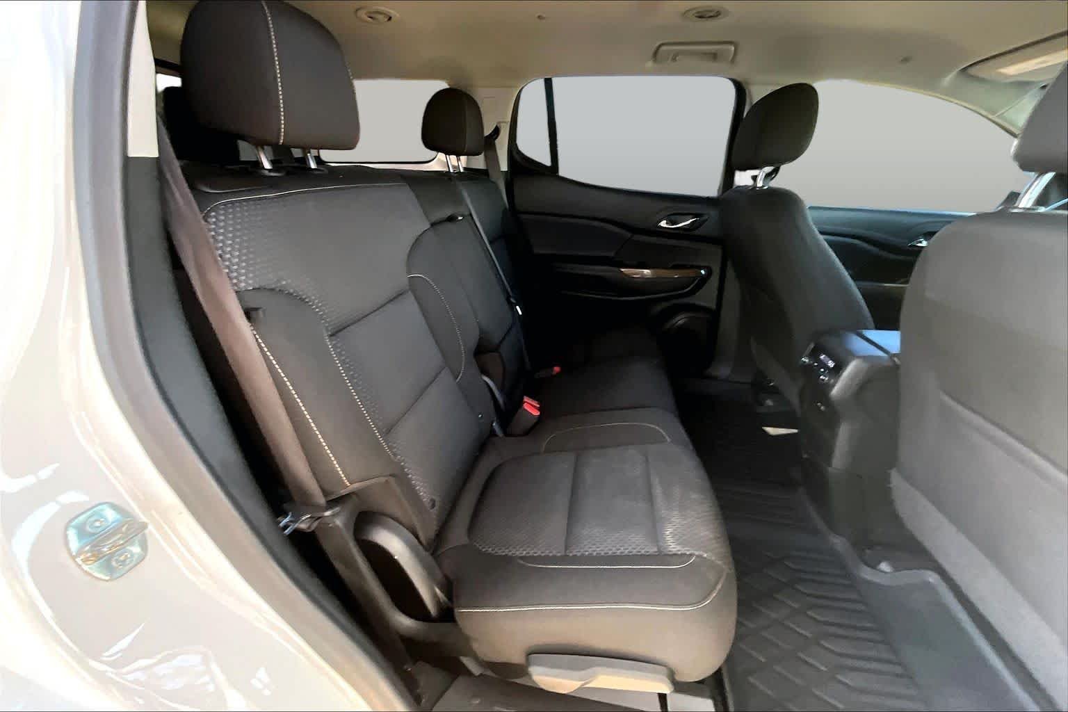 Used 2022 Summit White GMC SLE image 20