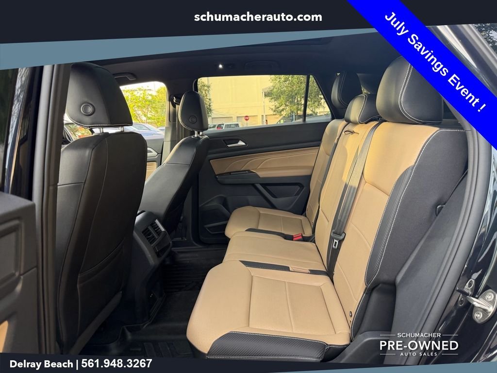 Used 2021 Black Volkswagen 2.0T SEL image 12