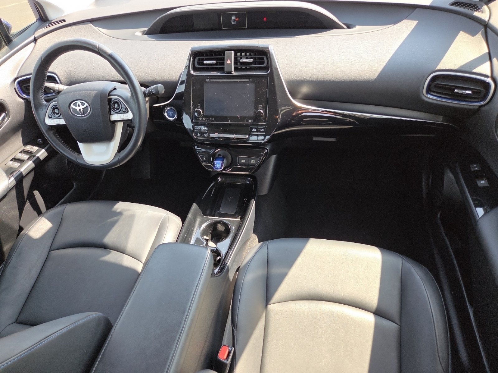 Used 2017 Blue Toyota Three Touring image 28