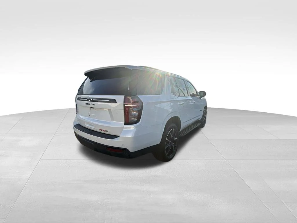 Used 2023 Beige Chevrolet RST image 5