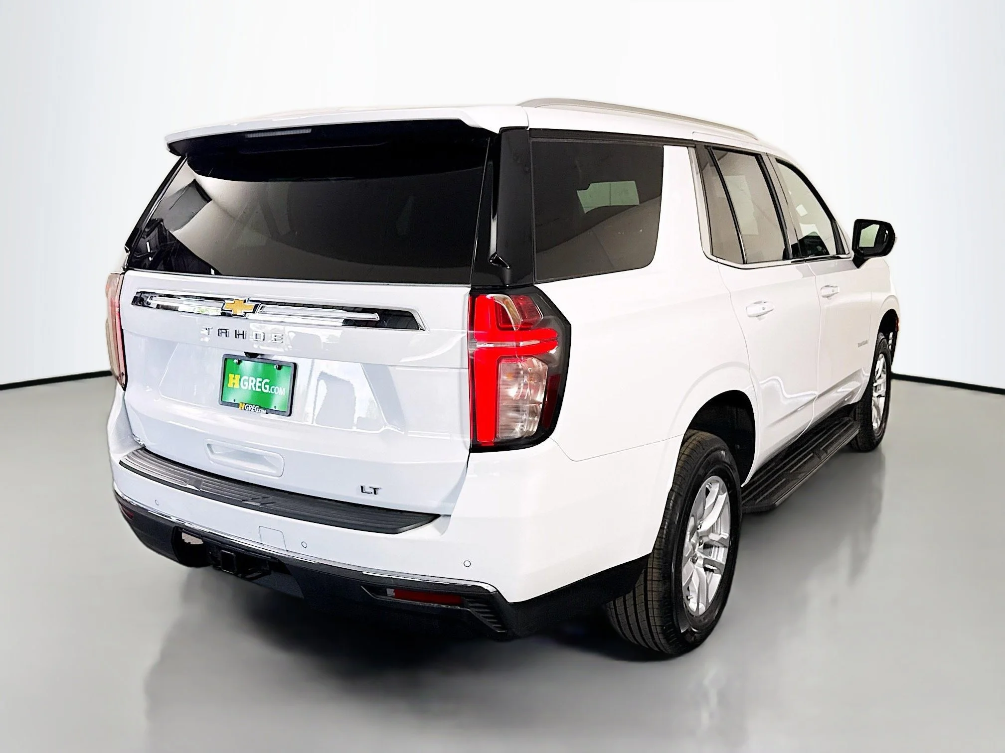 Used 2022 Summit White Chevrolet LT image 7