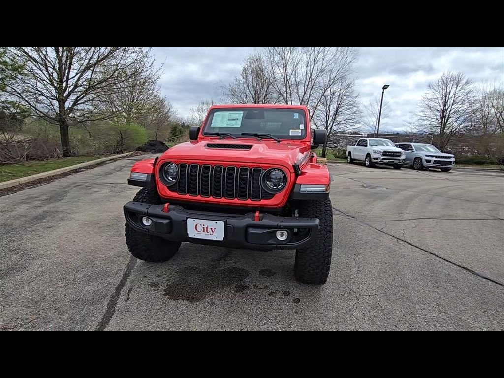 New 2026 Firecracker Red Clear-Coat Exterior Paint Jeep Rubicon X image 3