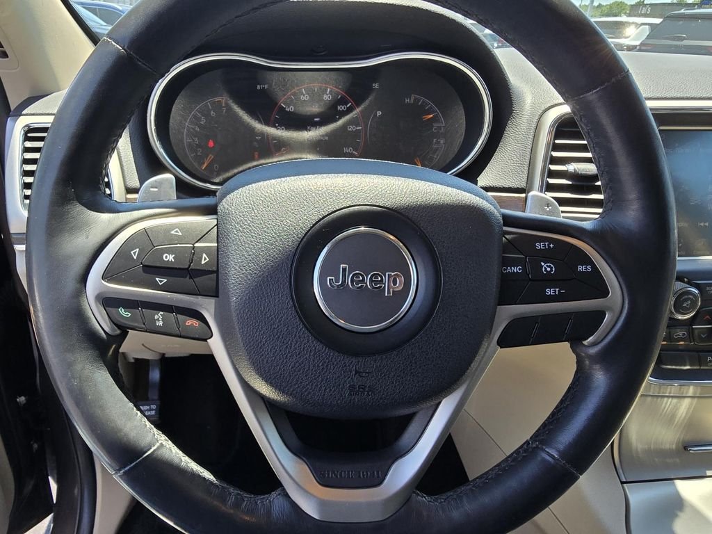 Used 2015 Granite Crystal Metallic Clearcoat Jeep Limited image 12