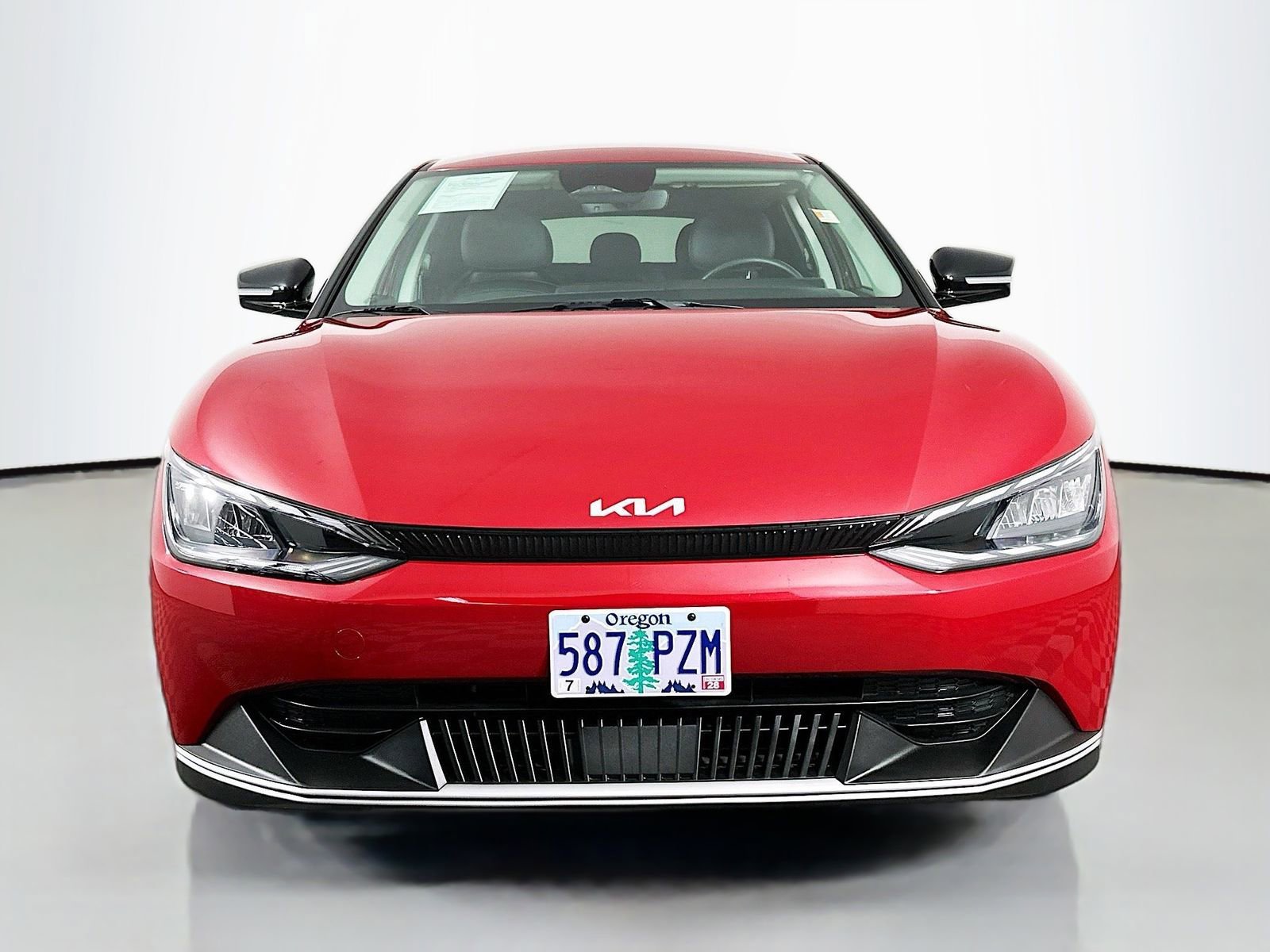 Used 2024 Kia EV6 Light L/R with VIN KNDC3DLC2R5183760 for sale in Portland, OR