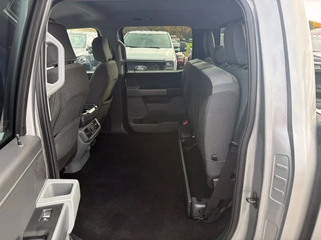 Used 2024  Ford XLT image 43