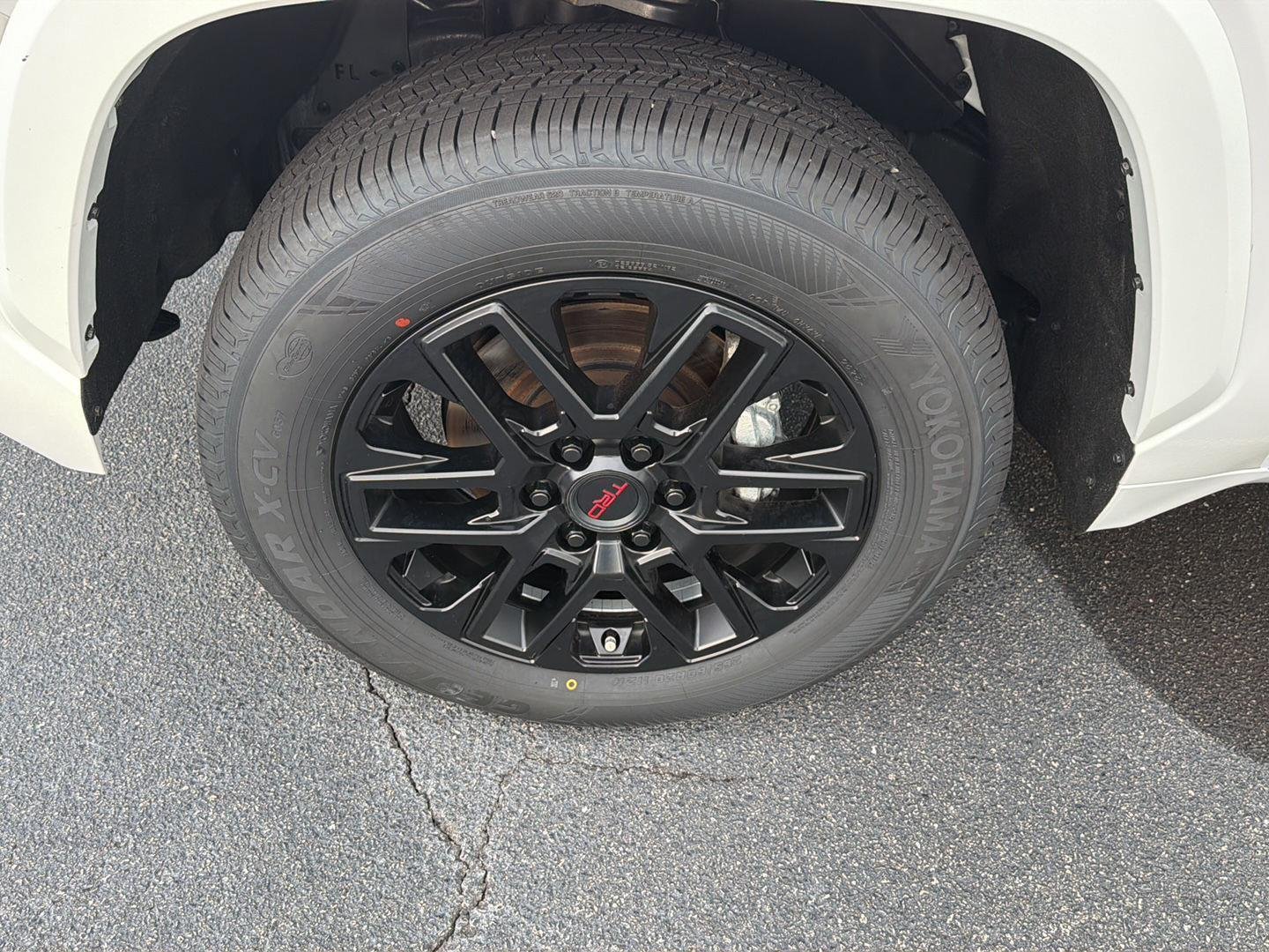 Used 2023 Ice Cap Toyota SR5 image 37