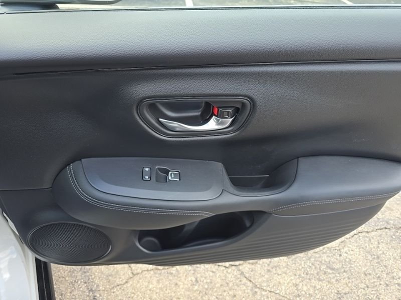 Used 2024  Honda EX-L image 31