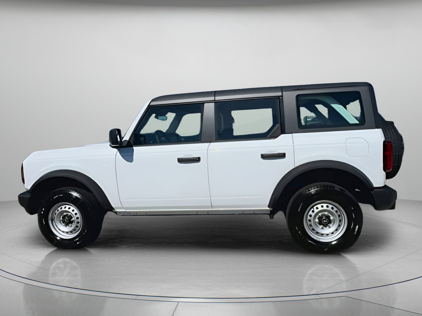 2025 Ford Bronco 4-Door Base - Photo 15