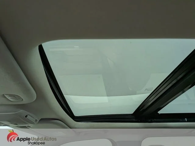 Used 2018 White Ford Limited image 40