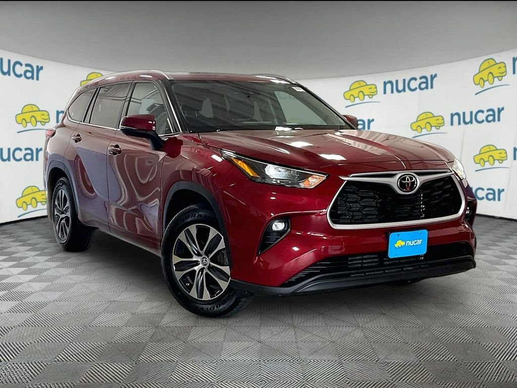 Used 2022 Red Toyota XLE image 1