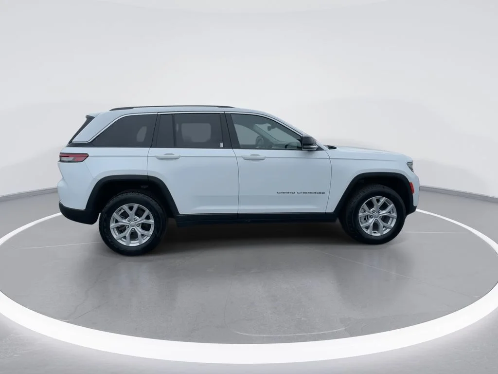 2023 Jeep Grand Cherokee Limited - Photo 9
