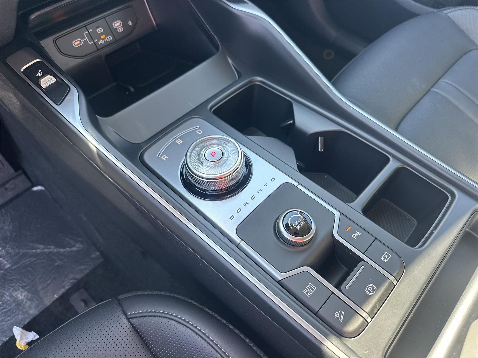 New 2026 Snow White Pearl Kia EX image 13
