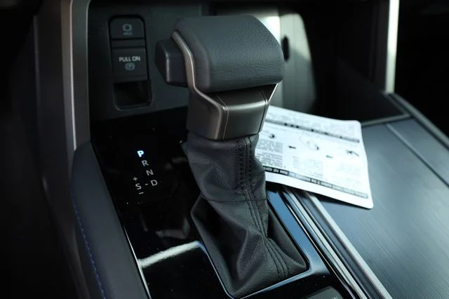 2026 Toyota Sequoia Platinum - Photo 10