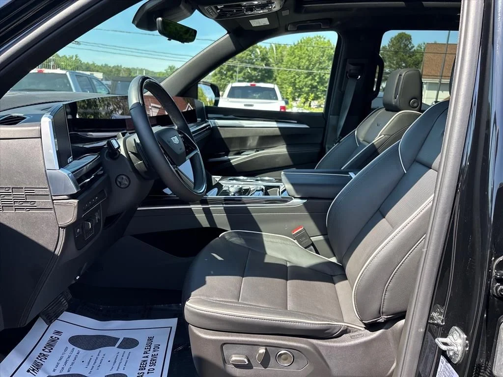 Used 2026 Black Cadillac Sport image 25