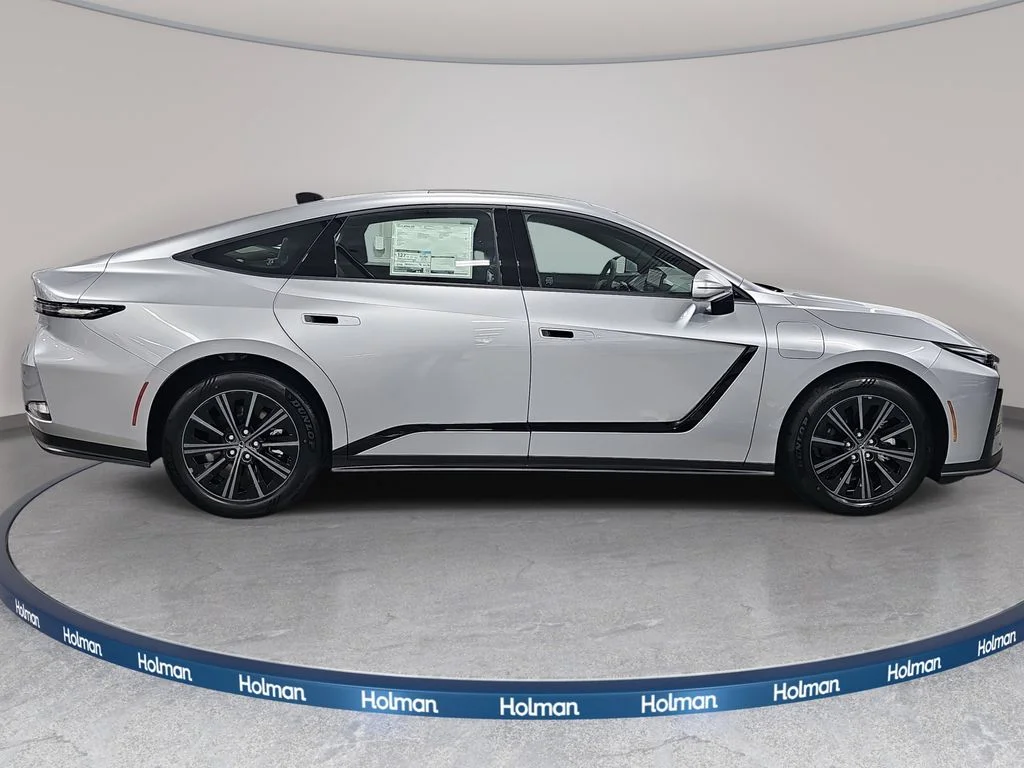 New 2026 Iridium Lexus PREMIUM image 4