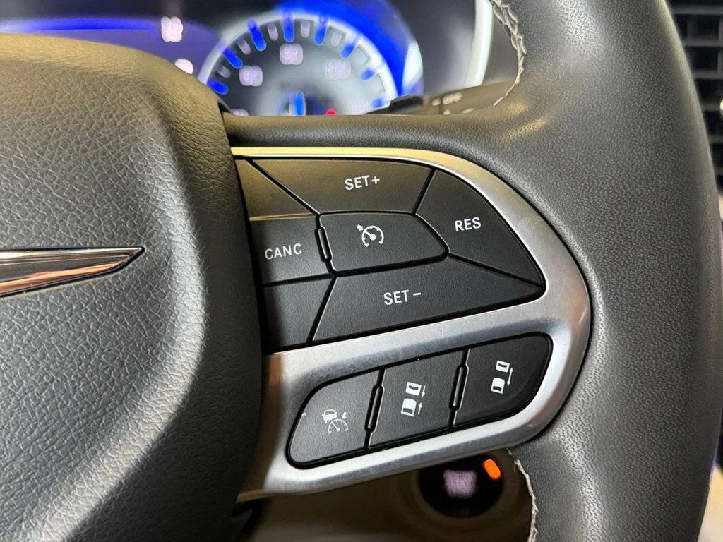 Used 2024 Silver Chrysler Touring L image 31