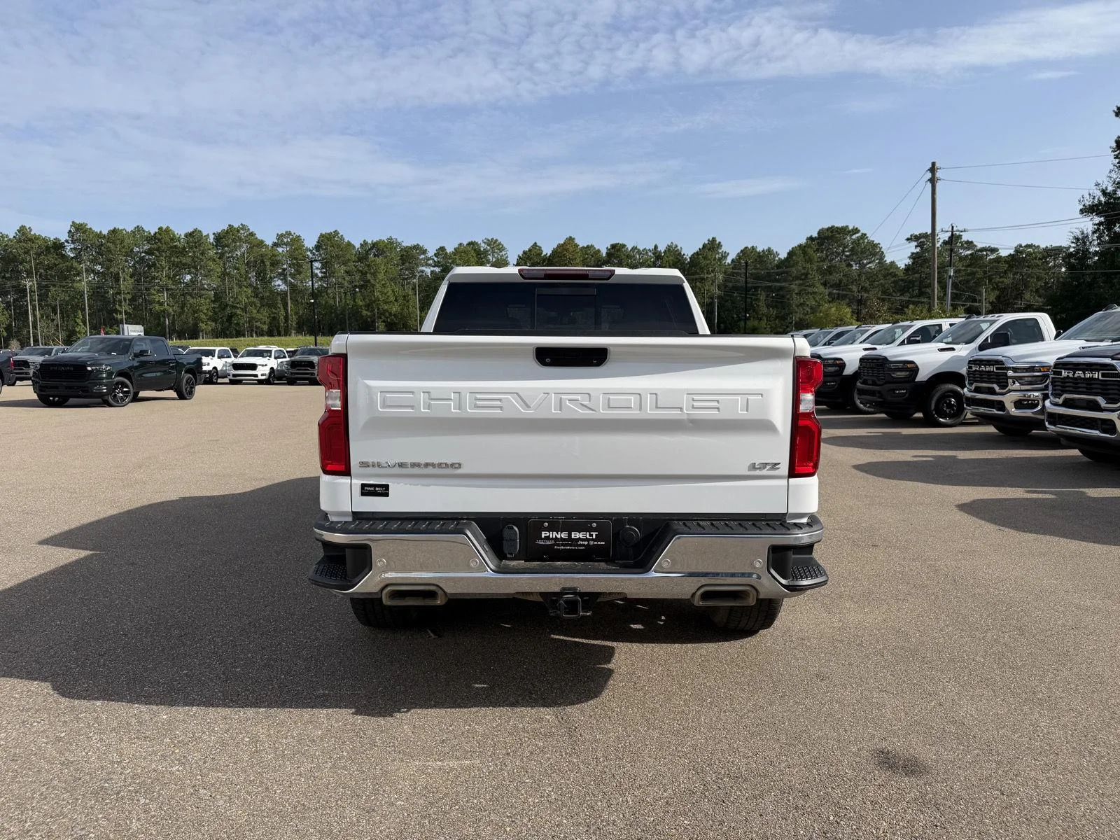 Used 2022 Summit White Chevrolet LTZ image 5