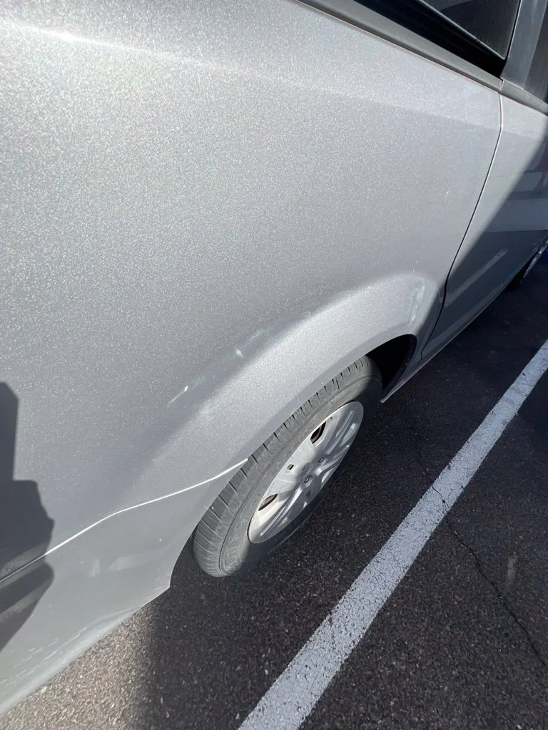 Used 2018 Silver Dodge SE image 17