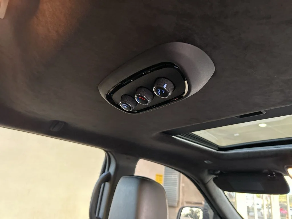 Used 2023 White Dodge R/T image 32