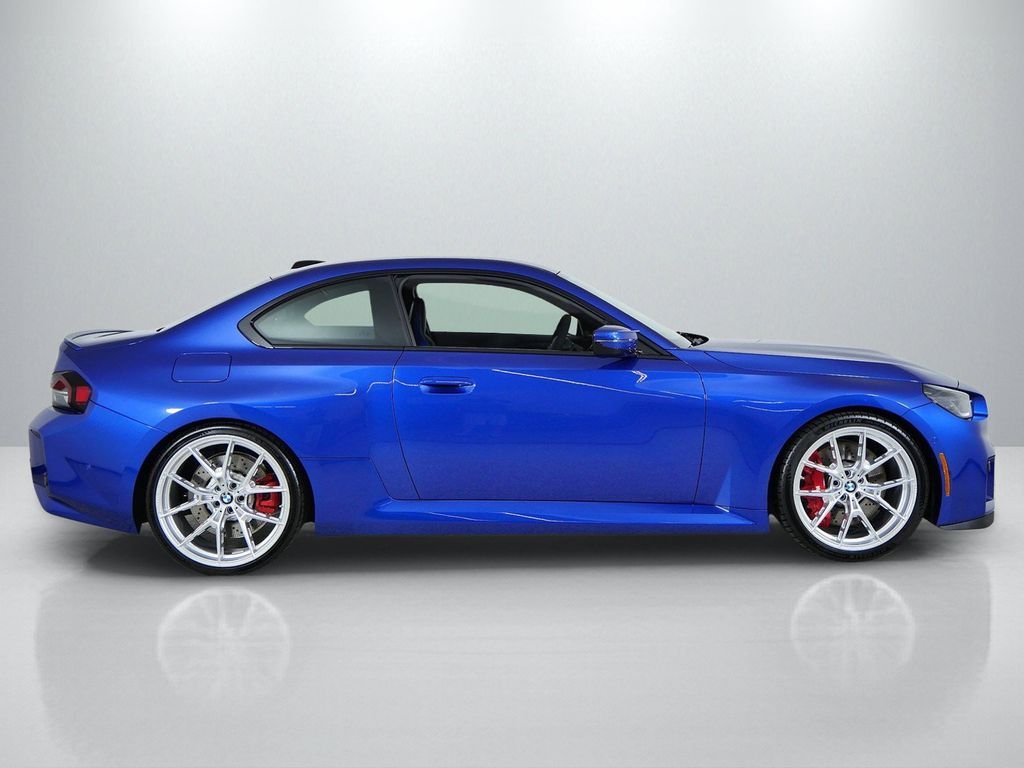 New 2026 Portimao Blue Metallic BMW Base image 8