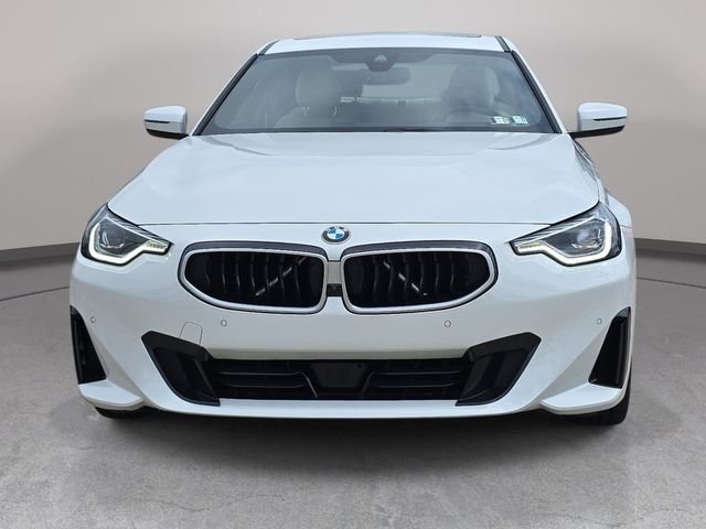 Used 2025 White BMW 230i xDrive image 3