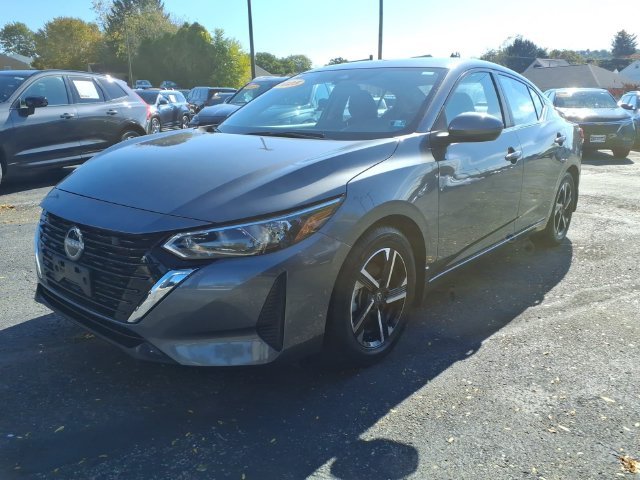 Used 2025 Gray Nissan SV image 8