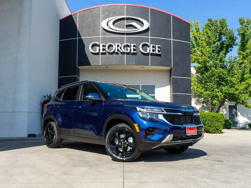 New 2026 Dark Ocean Blue Kia EX image 1