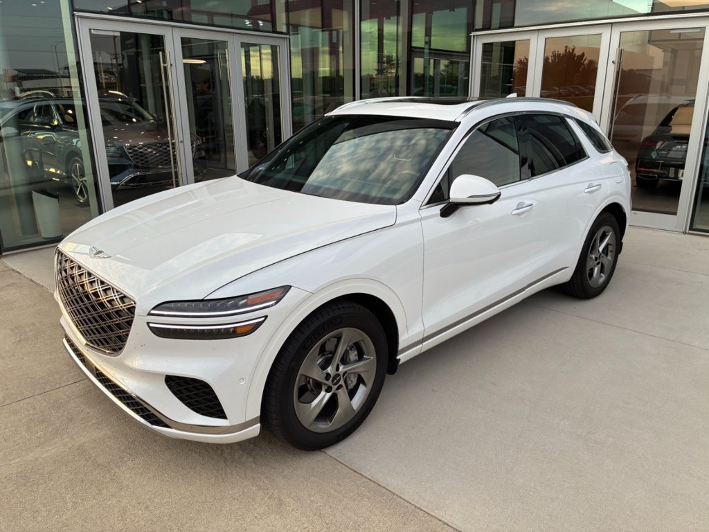Used 2026 White Genesis 2.5T Advanced image 4