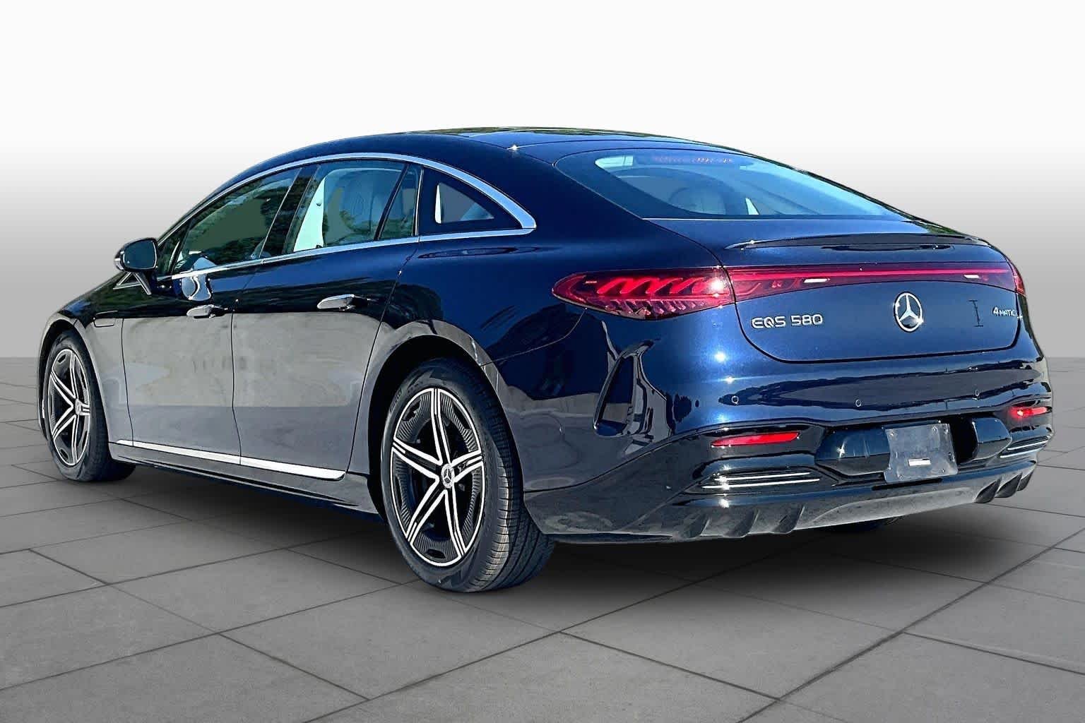 Used 2022 Nautical Blue Metallic Mercedes-Benz EQS 580 image 11