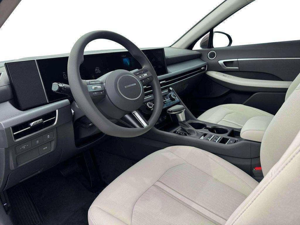 New 2026 Gray Hyundai SE image 14