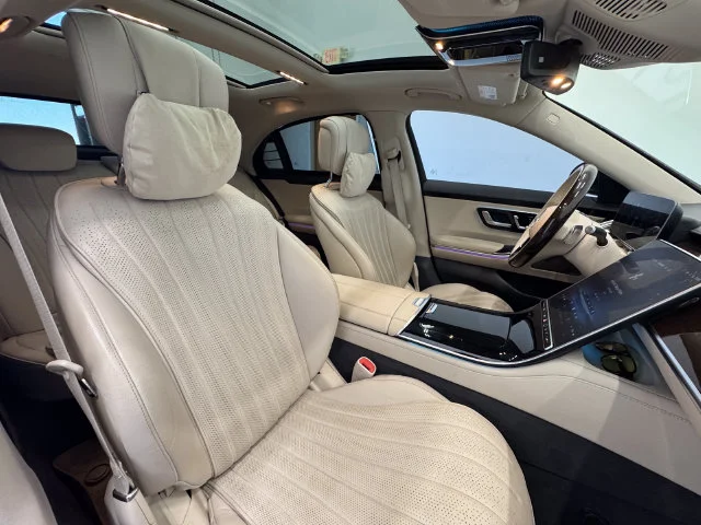 Certified Used 2023 Obsidian Black Metallic Mercedes-Benz S 500 image 37