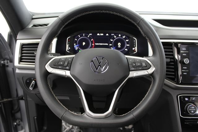 Used 2023 Pyrite Silver Metallic Volkswagen 3.6L V6 SE w/Technology image 22