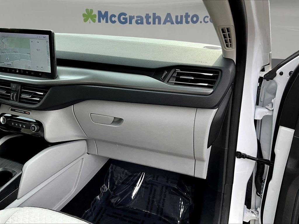 Used 2024 White Ford Active image 29