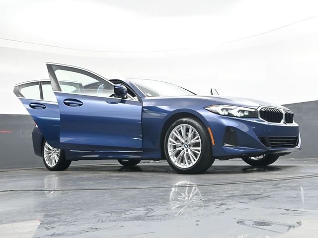 Used 2024 Blue BMW 330i image 43
