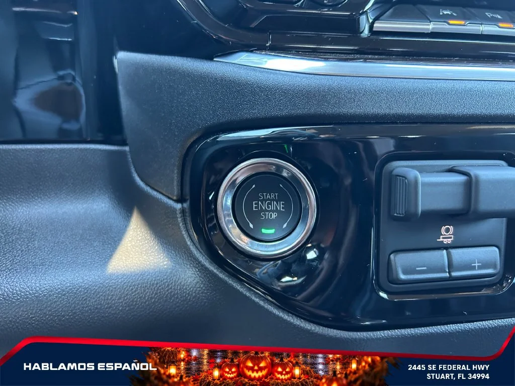 New 2026 Sterling Metallic GMC Elevation image 28