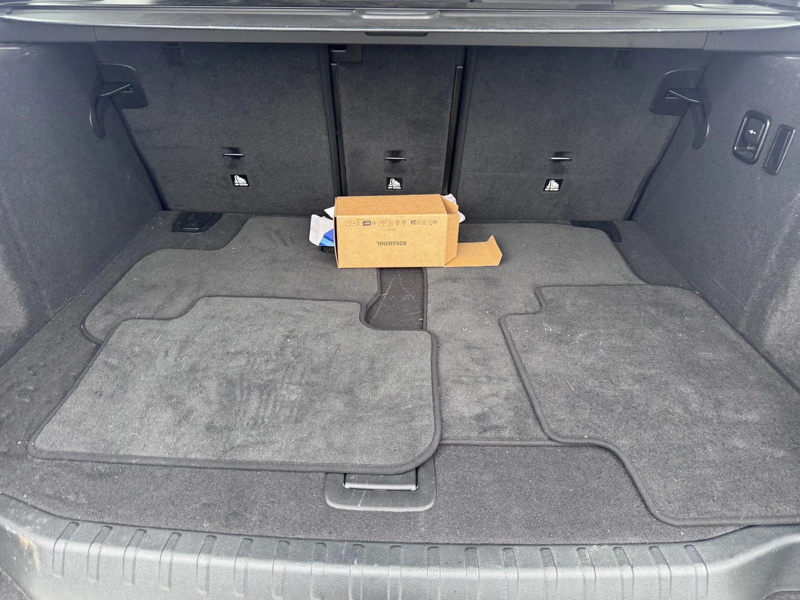 Used 2023 Brooklyn Grey Metallic BMW Base image 10