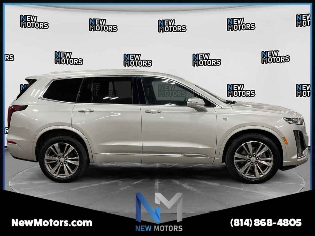 Used 2020 Radiant Silver Metallic Cadillac Premium Luxury image 6
