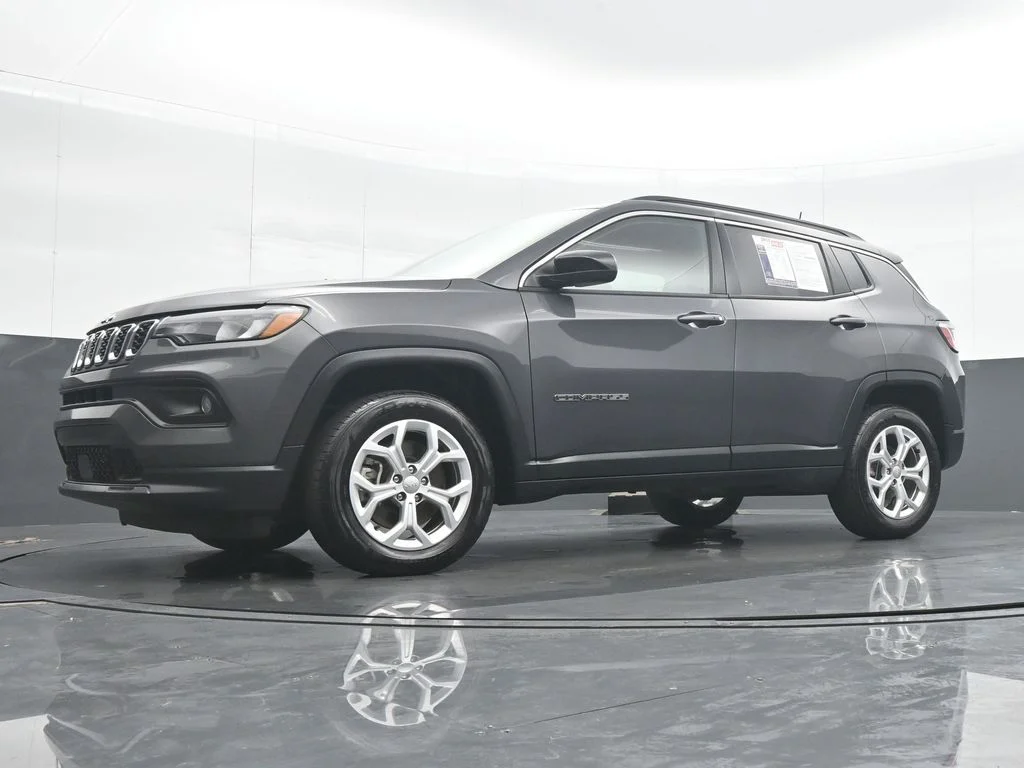 Used 2024 Gray Jeep Latitude image 26