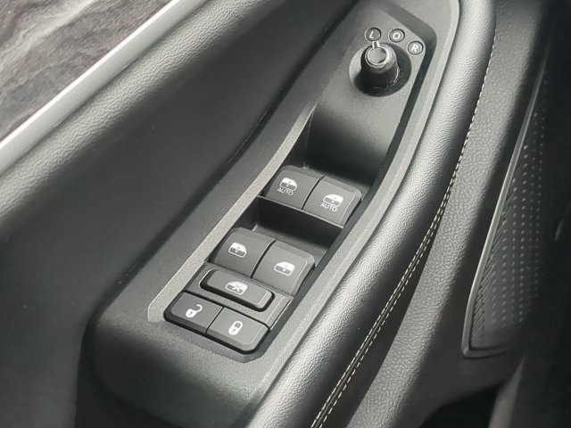 Used 2024 White Jeep 4xe image 31