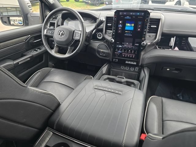 Used 2026 Diamond Black Crystal Pearlcoat Ram Limited image 50