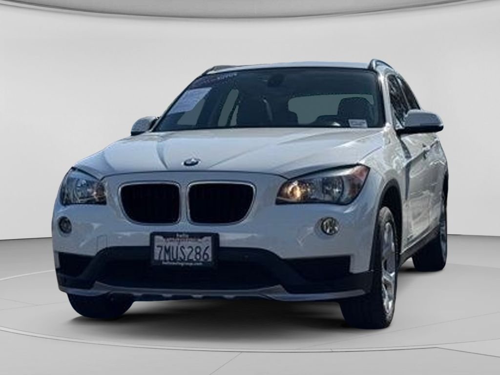 Used 2015 Alpine White BMW sDrive28i image 6