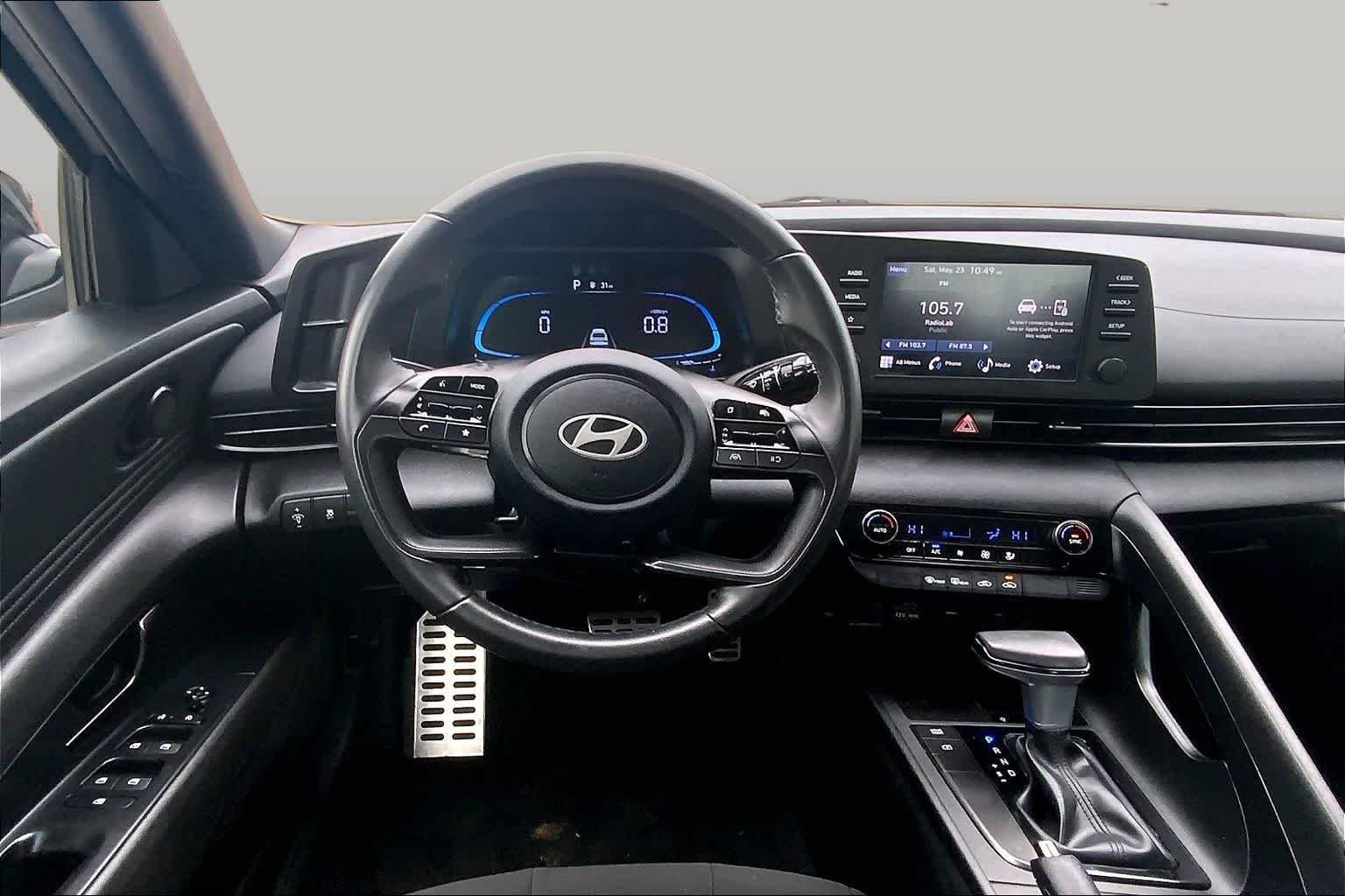 2025 Hyundai Elantra SEL - Photo 6