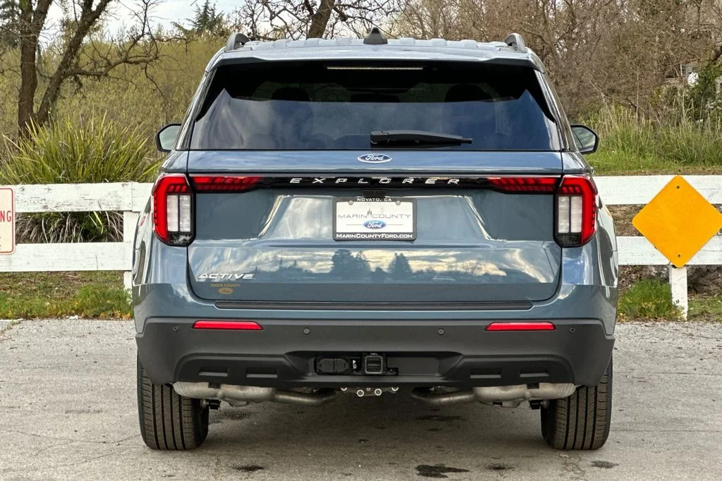 New 2026 Vapor Blue Ford Active image 5