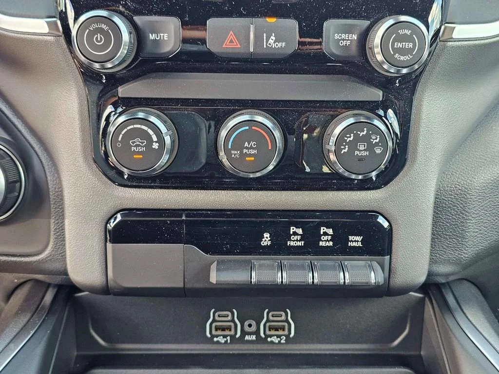 2026 RAM 1500 Express - Photo 29